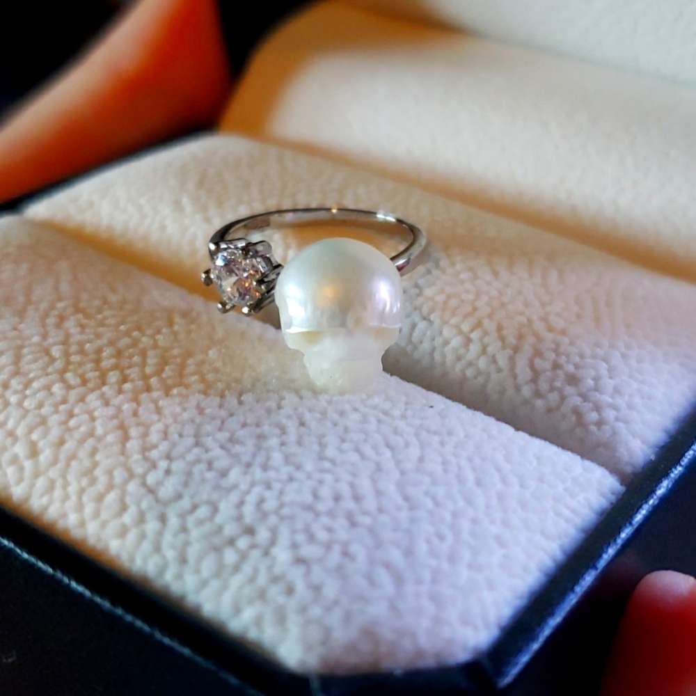 Carved Pearl Skull Ring 925 Silver w/ CZ sz 5
